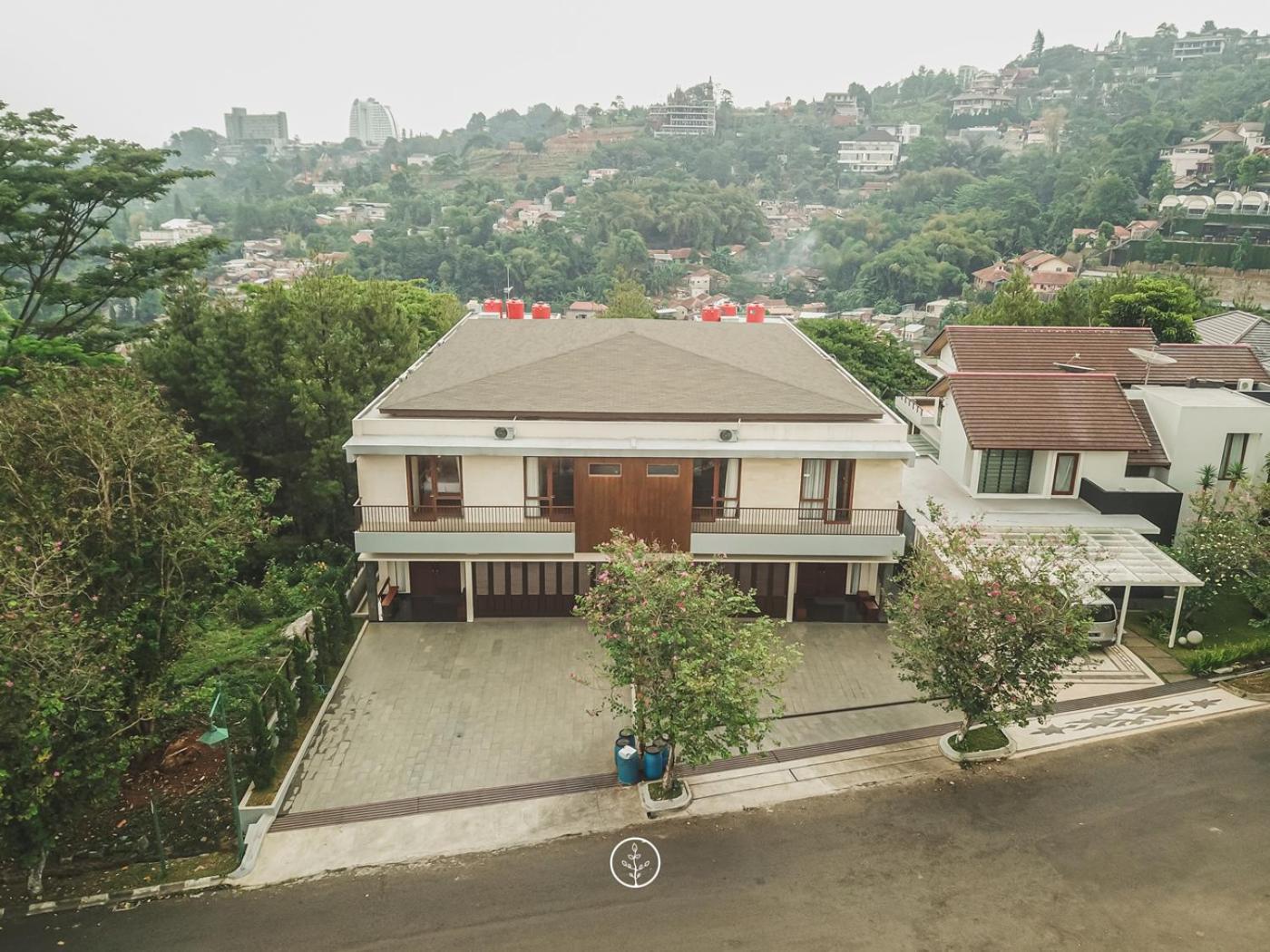 Anindya Hill View Villa 7 Bedrooms With A Private Swimming Pool Bandung Bagian luar foto