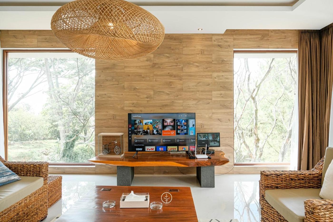 Anindya Hill View Villa 7 Bedrooms With A Private Swimming Pool Bandung Bagian luar foto