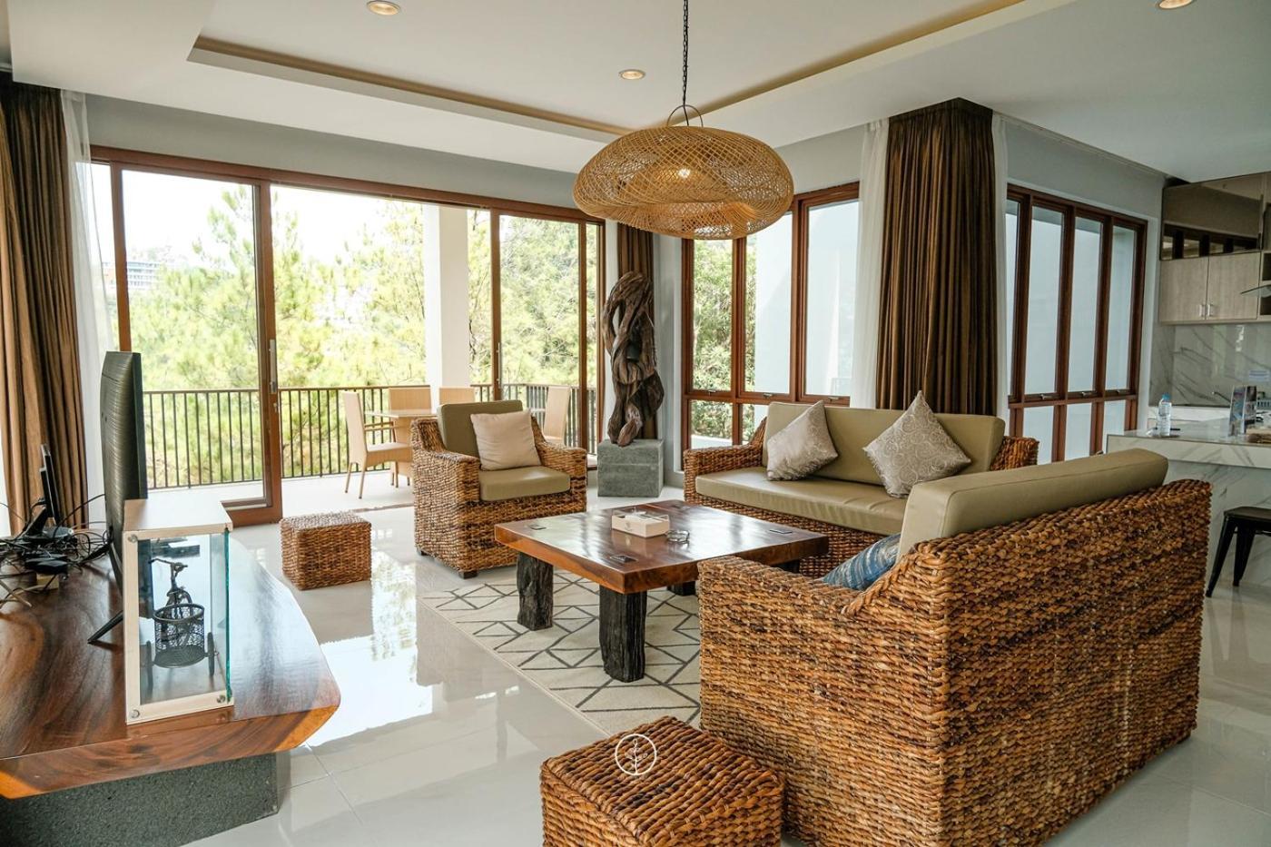 Anindya Hill View Villa 7 Bedrooms With A Private Swimming Pool Bandung Bagian luar foto